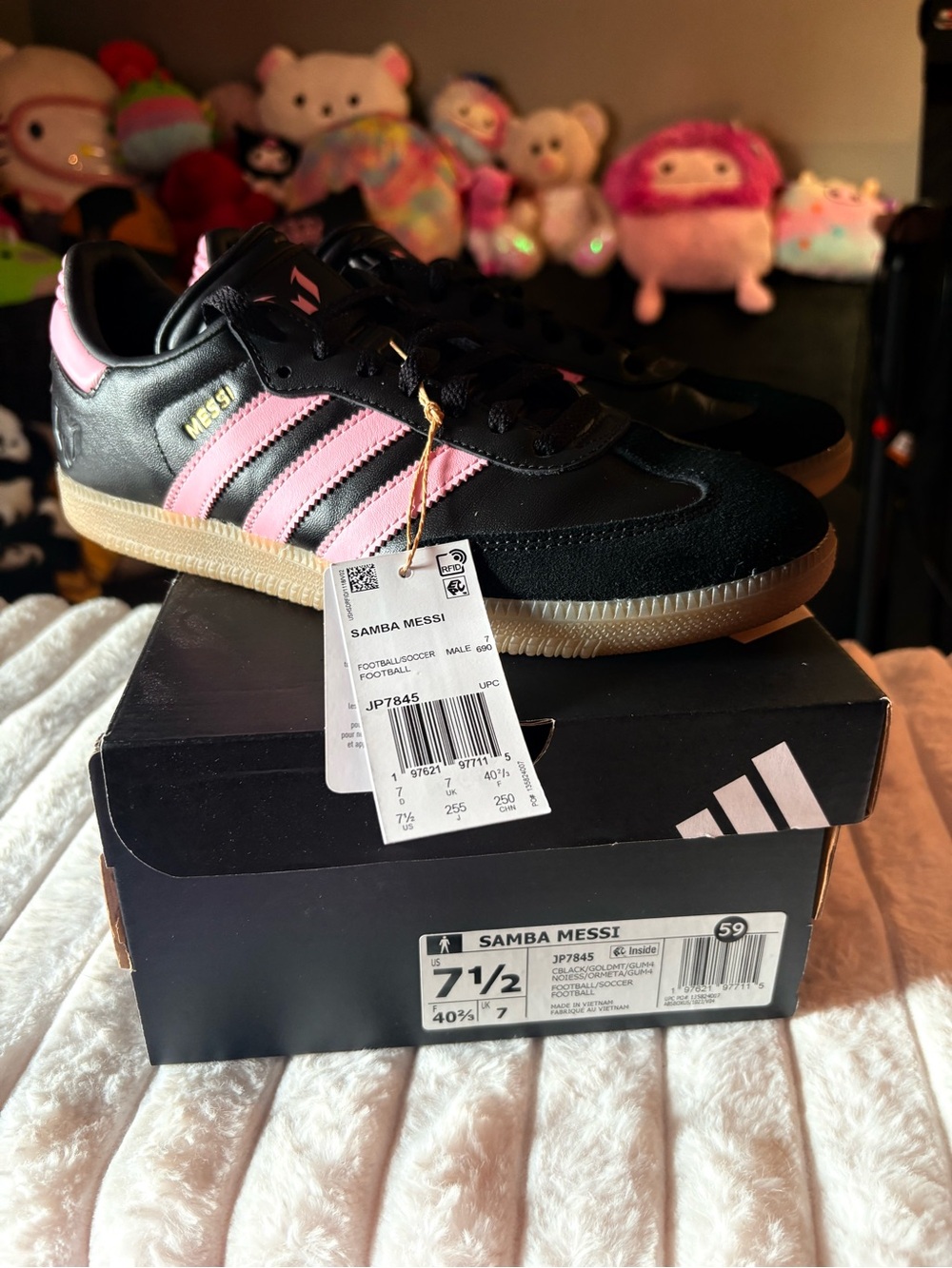 Samba Messi Leather Sneakers - Black with Pink Stripes men’s 7.5 womens 8.5